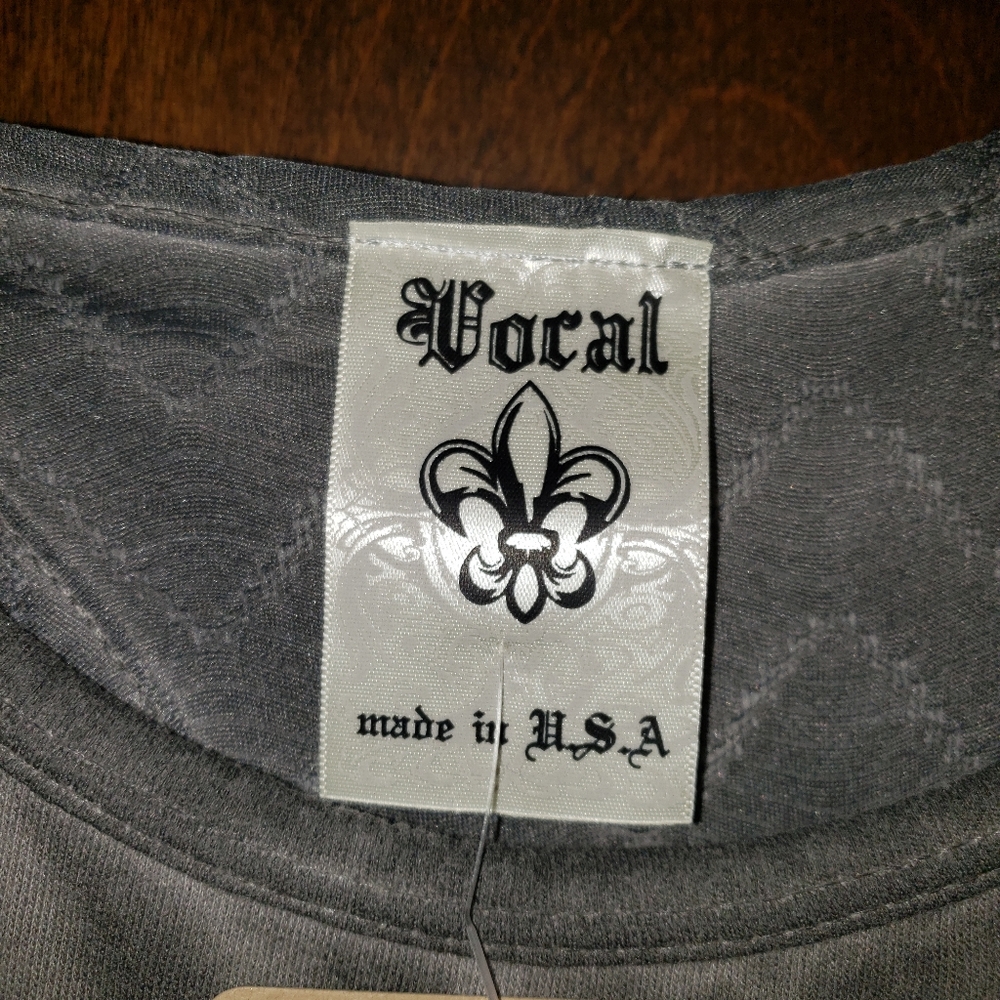 💥VOCAL SWEATSHIRT ***RARE*** CUT OUT BACK💥 - Picture 4 of 7
